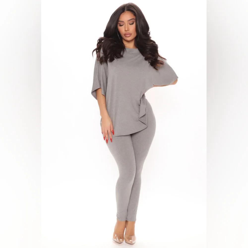 Gray Off-Shoulder Top and Leggings Set (XL) - Picture 3 of 11